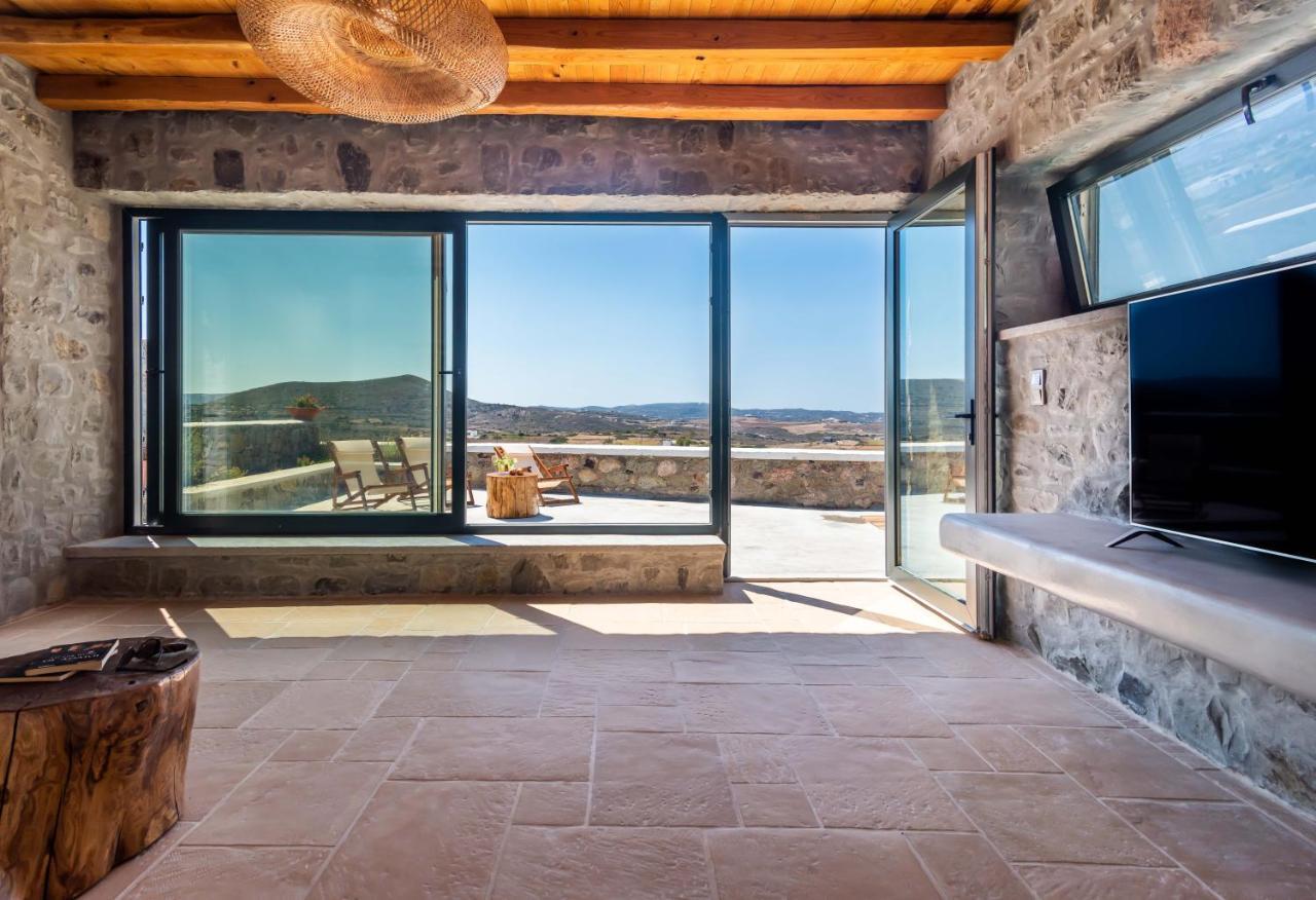 Petra Residence Mini Pool Spa Адамас Екстер'єр фото