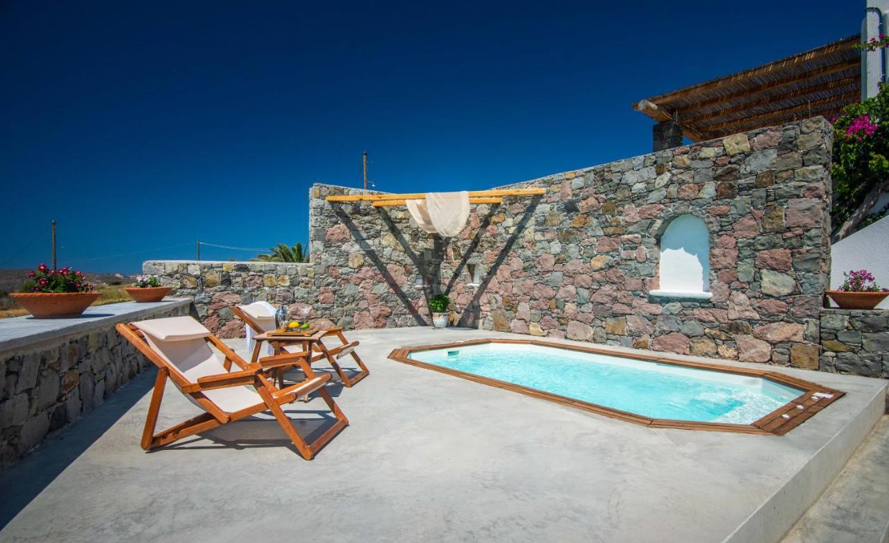Petra Residence Mini Pool Spa Адамас Екстер'єр фото